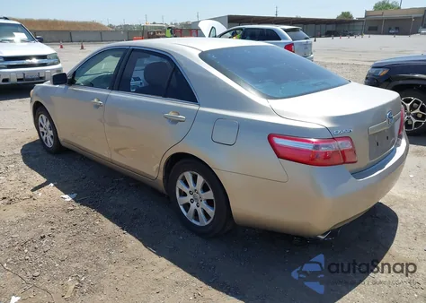 2007 Toyota Camry Xle V6 z USA, uszkodzony, nr VIN JTNBK46KX73002281